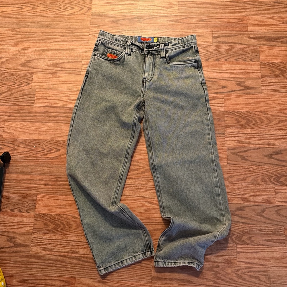 Stylish Gray Relaxed Fit Jeans